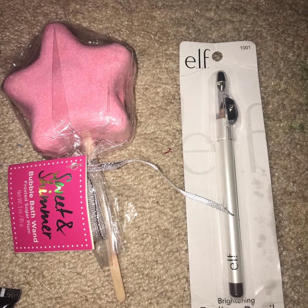 Makeup bundle - Picture 4 of 5